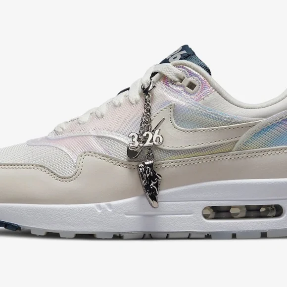 NIKE AIR MAX 1 QS PARIS LA VILLE LUMIÈRE DQ9326 100 - Picture 2 of 12